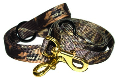 Mossy Oak Duck Blind and Realtree Max 4 Dog Leashes